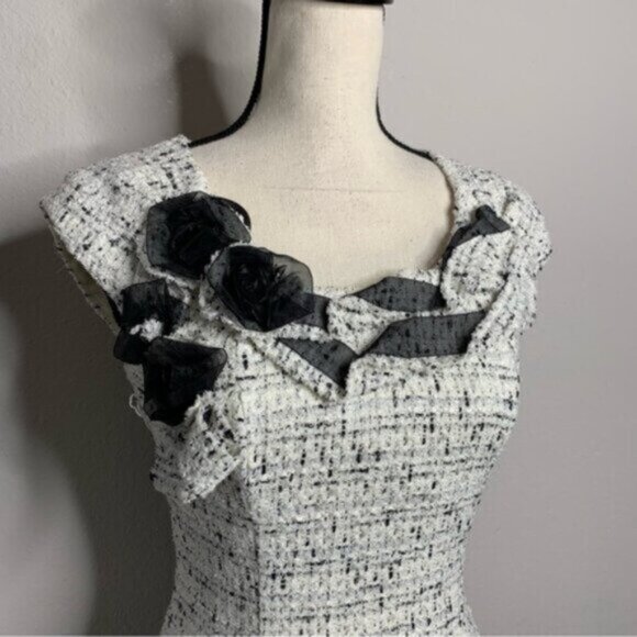Kay Unger Tweed Sleeveless Floral Appliqué and Ruffle Neckline Sheath Dress - Picture 8 of 16